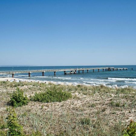 Nah Am Meer, Ruhige Lage, Gratis Nutzung Vom Ahoi Erlebnisbad Und Sauna In Sellin - Haus Inselblick Fewo 02 Goehren  Dış mekan fotoğraf