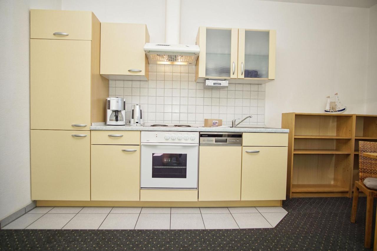 Nah Am Meer, Ruhige Lage, Gratis Nutzung Vom Ahoi Erlebnisbad Und Sauna In Sellin - Haus Inselblick Fewo 02 Goehren  Dış mekan fotoğraf